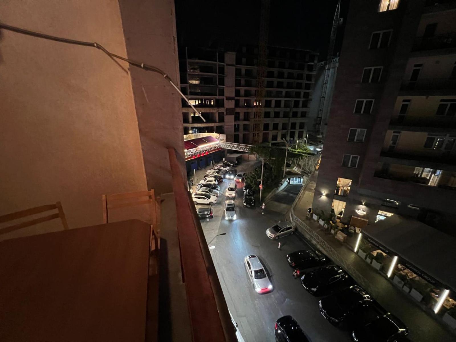 Rent Inn Yerevan On North Avenue Buitenkant foto