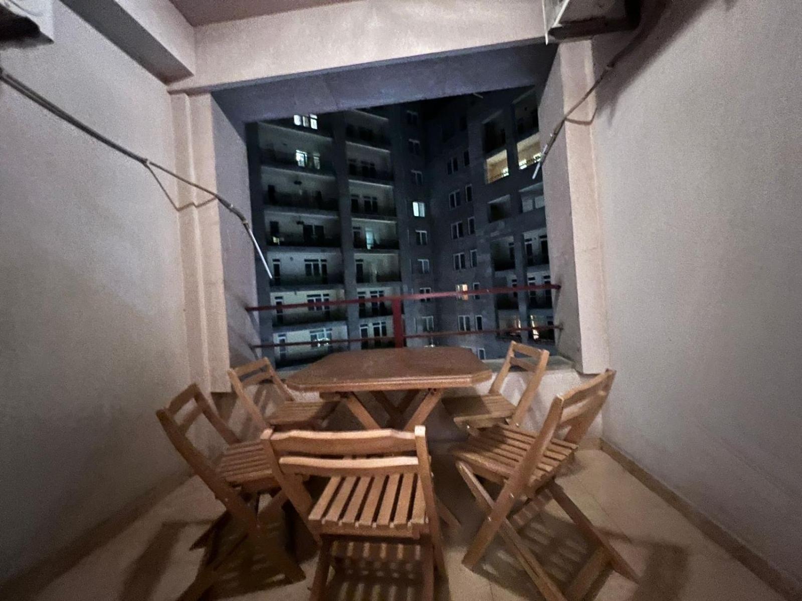 Rent Inn Yerevan On North Avenue Buitenkant foto
