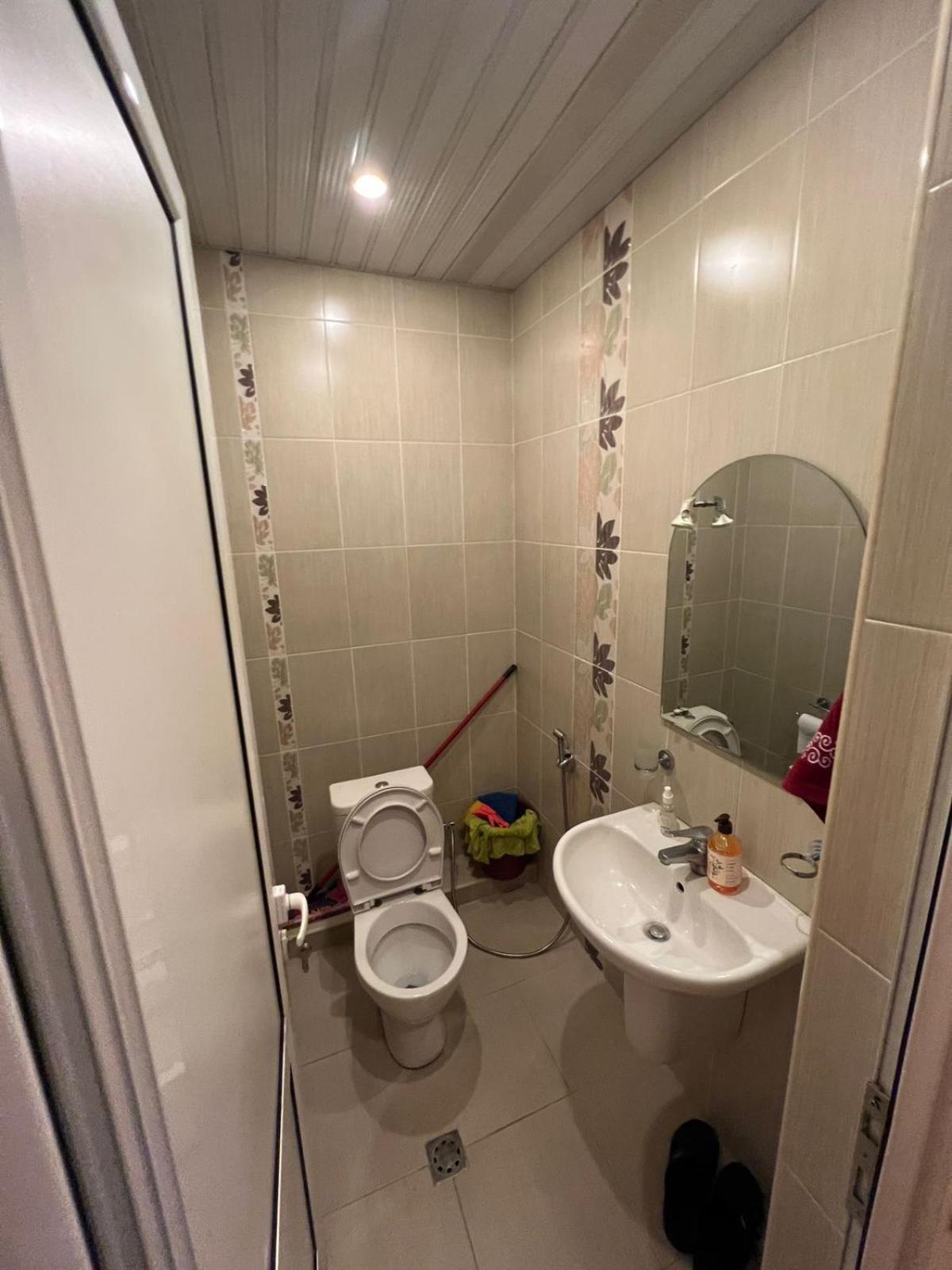 Rent Inn Yerevan On North Avenue Buitenkant foto