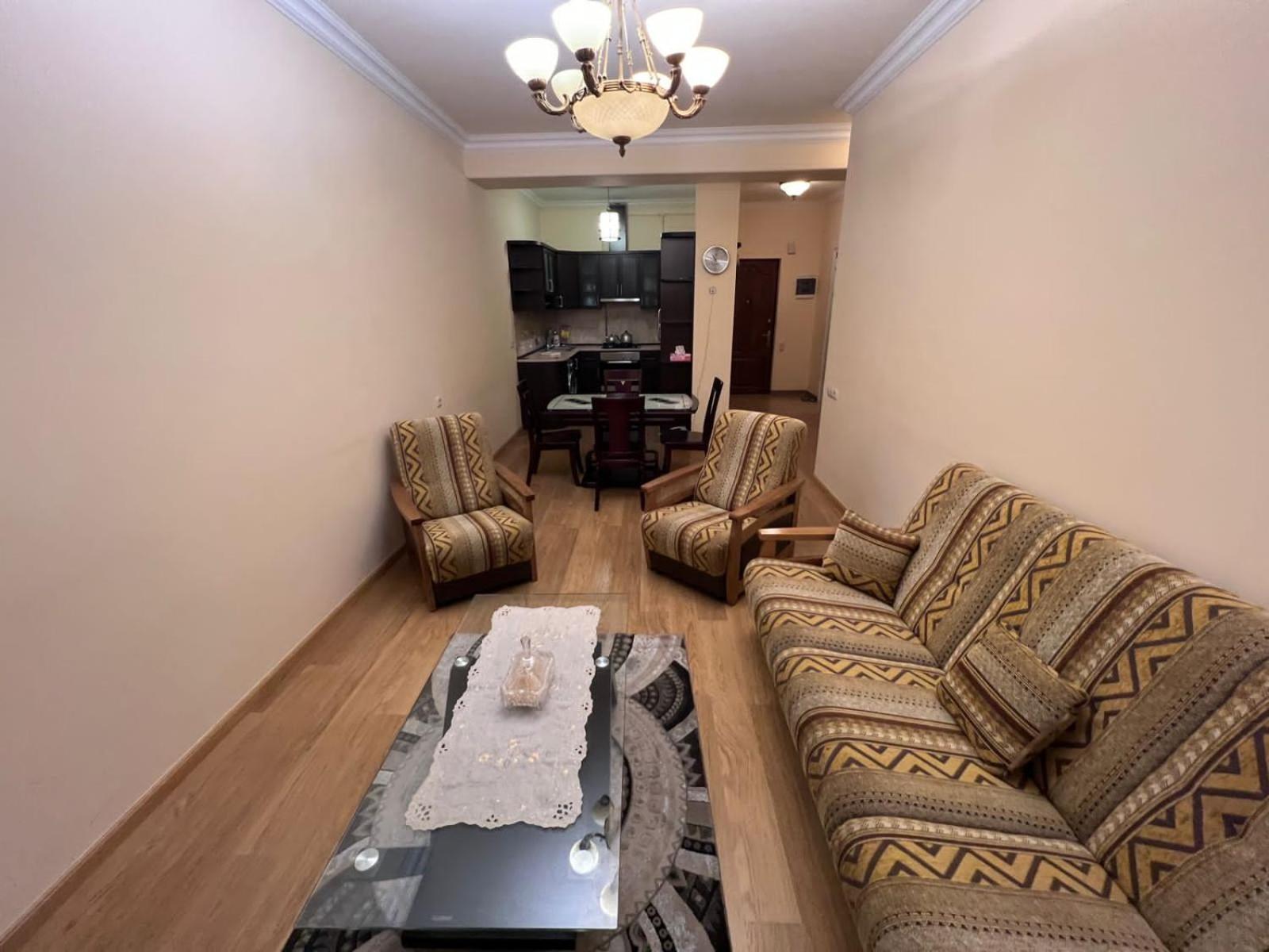 Rent Inn Yerevan On North Avenue Buitenkant foto