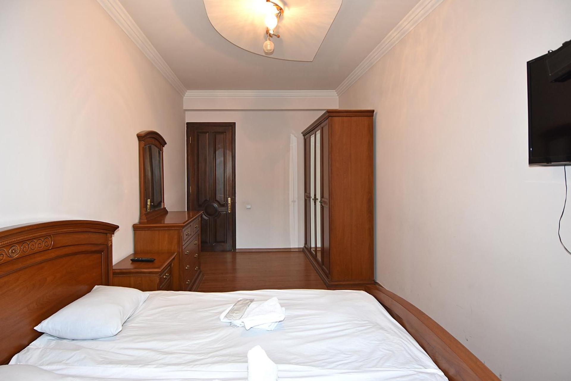 Rent Inn Yerevan On North Avenue Buitenkant foto